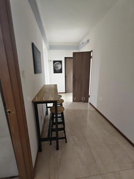 Heritage View, 10 Dover Rise, Buona Vista / West Coast / Clementi New Town, Room Rental, 110 sqft, Condominium For Rent, by Steve Voon, 500272221 - Corridor - PropertyGuru.com.sg