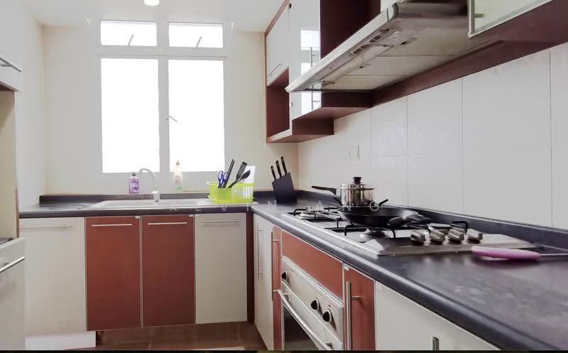 Alessandrea, 31 Alexandra Road, Alexandra / Commonwealth, Room Rental, 90 sqft, Apartment For Rent, by Kevin Ang, 500272223 - Kitchen - PropertyGuru.com.sg