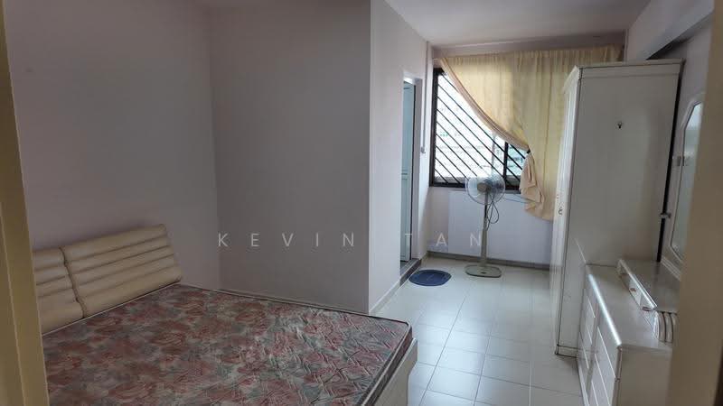 976 Jurong West Street 93, 976 Jurong West Street 93, Boon Lay / Jurong / Tuas, 3 Bedrooms, 1,130 sqft, HDB Flat For Rent, by Kevin Tan, 500272228 - Bedroom - PropertyGuru.com.sg