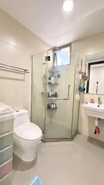 Whitewater, 25 Pasir Ris Street 72, Pasir Ris / Tampines, 3 Bedrooms, 1,141 sqft, Condominium For Sale, by Serene G, 500272235 - Bathroom - PropertyGuru.com.sg