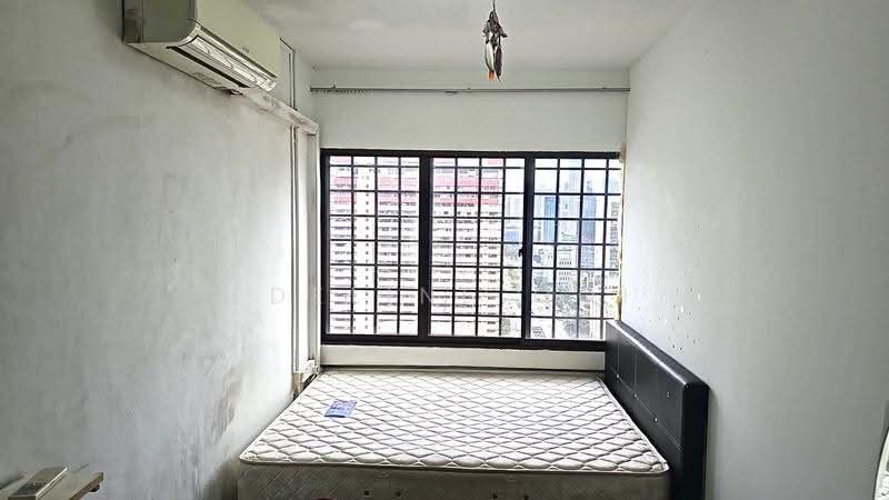 People's Park Complex, 1 Park Road, Boat Quay / Raffles Place / Marina, 7 Bedrooms, 1,604 sqft, Apartment For Sale, by Edeline Ooi, 500272236 - Bedroom - PropertyGuru.com.sg
