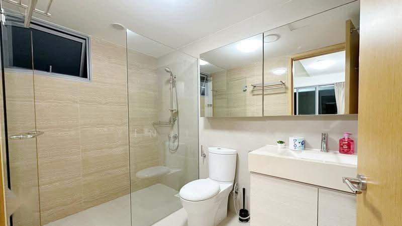 A Treasure Trove, 58 Punggol Walk, Hougang / Punggol / Sengkang, Room Rental, 120 sqft, Condominium For Rent, by Yinjie Lee, 500272244 - Bathroom - PropertyGuru.com.sg