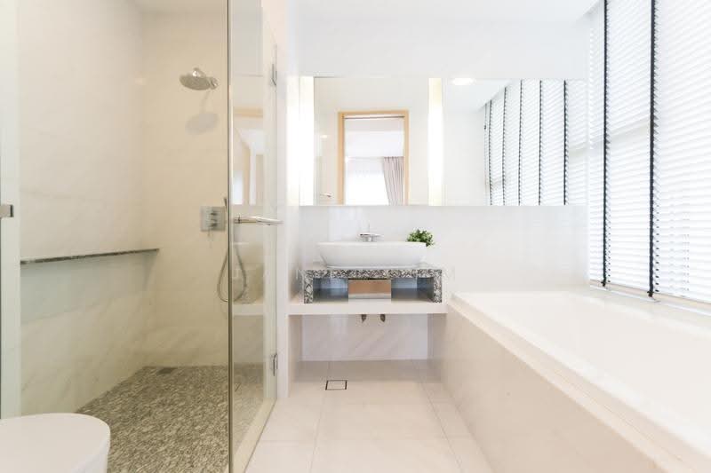 The Residences at W Sentosa Cove, 1 Ocean Way, Harbourfront / Telok Blangah, 4 Bedrooms, 2,131 sqft, Condominium For Sale, by Jane Lim, 500272246 - Bathroom - PropertyGuru.com.sg