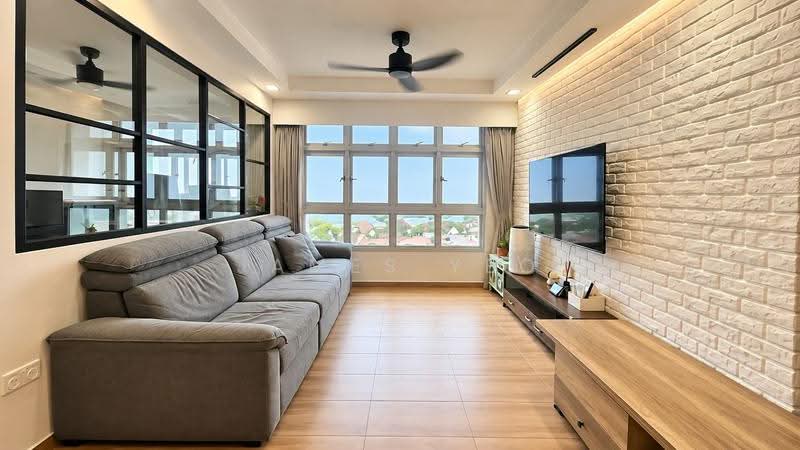 415A Fernvale Link, 415A Fernvale Link, Seletar / Yio Chu Kang, 3 Bedrooms, 1,001 sqft, HDB Flat For Sale, by James Yeo, 500272253 - Living Room - PropertyGuru.com.sg
