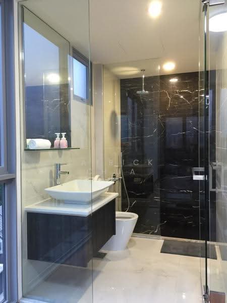 Hillsta, 70 Phoenix Road, Dairy Farm / Bukit Panjang / Choa Chu Kang, 2 Bedrooms, 990 sqft, Condominium For Sale, by Patrick Chua, 500272260 - Bathroom - PropertyGuru.com.sg