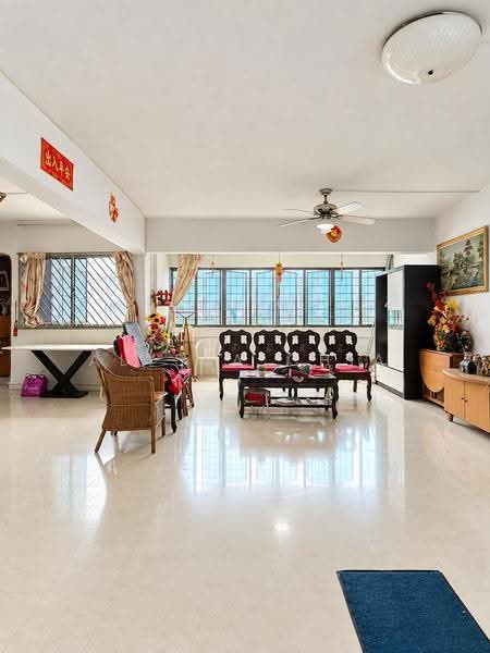 142 Bukit Batok Street 11, 142 Bukit Batok Street 11, Dairy Farm / Bukit Panjang / Choa Chu Kang, 3 Bedrooms, 1,561 sqft, HDB Flat For Sale, by Alyssa Chia, 500272264 - PropertyGuru.com.sg