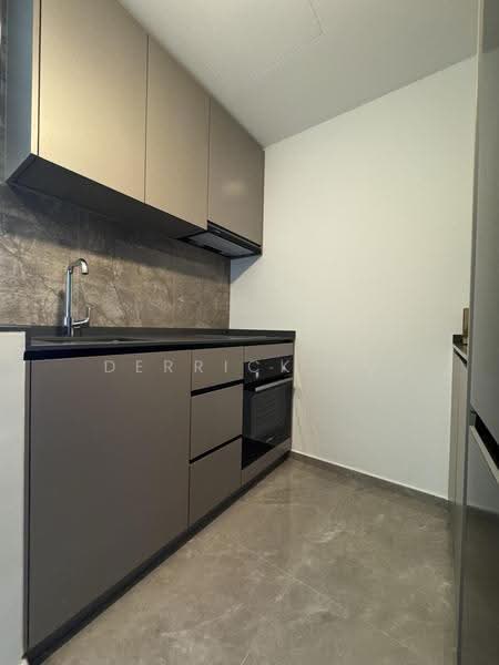 Norwood Grand, 8 Champions Way, Admiralty / Woodlands, 2 Bedrooms, 624 sqft, Condominium For Rent, by Derrick Ng, 500272266 - Kitchen - PropertyGuru.com.sg