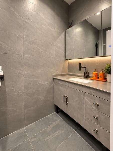 Mosque street, Mosque street, Boat Quay / Raffles Place / Marina, 1,315 sqft, Shop / Shophouse For Sale, by Jordan ., 500272270 - Bathroom (Second floor) - CommercialGuru.com.sg
