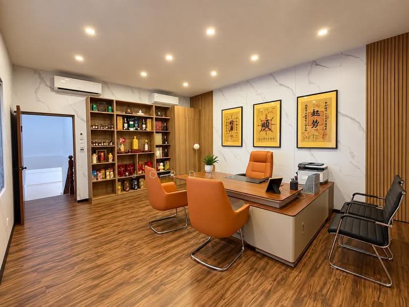 Mosque street, Mosque street, Boat Quay / Raffles Place / Marina, 1,315 sqft, Shop / Shophouse For Sale, by Jordan ., 500272270 - Director’s room (Third floor) - CommercialGuru.com.sg