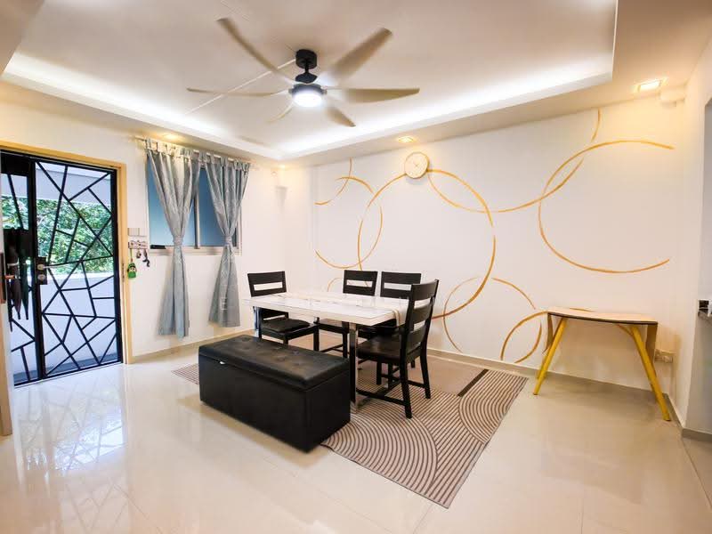 489C Tampines Street 45, 489C Tampines Street 45, Pasir Ris / Tampines, 3 Bedrooms, 1,119 sqft, HDB Flat For Sale, by Elfi Muni, 500272277 - Dining Room - PropertyGuru.com.sg
