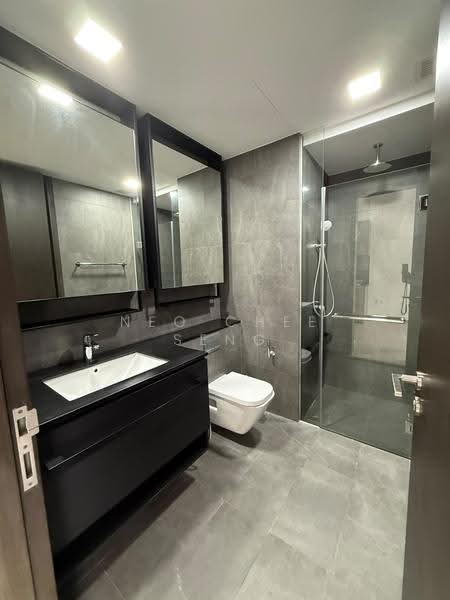 Park Colonial, 10 Woodleigh Lane, Macpherson / Potong Pasir, 1 Bedroom, 463 sqft, Condominium For Sale, by Neo Chee Seng, 500272279 - Bathroom - PropertyGuru.com.sg