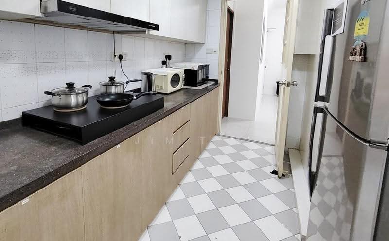 Emerald Park, 2 Indus Road, Alexandra / Commonwealth, Room Rental, 100 sqft, Condominium For Rent, by Jim Tan, 500272284 - Kitchen - PropertyGuru.com.sg