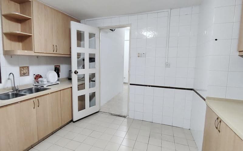 The Anchorage, 370 Alexandra Road, Alexandra / Commonwealth, Room Rental, 100 sqft, Condominium For Rent, by Jim Tan, 500272290 - Kitchen - PropertyGuru.com.sg