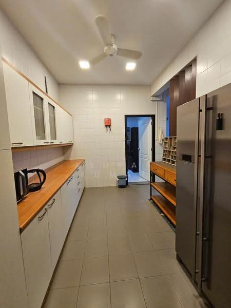 Hertford Mansion, 18 - 20B Hertford Road, Farrer Park / Serangoon Rd, 3 Bedrooms, 1,259 sqft, Apartment For Sale, by Ashraf Kumar, 500272317 - Kitchen - PropertyGuru.com.sg