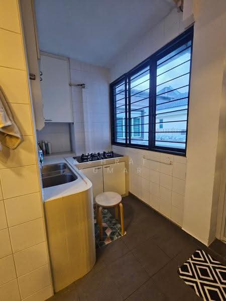 Hertford Mansion, 18 - 20B Hertford Road, Farrer Park / Serangoon Rd, 3 Bedrooms, 1,259 sqft, Apartment For Sale, by Ashraf Kumar, 500272317 - Kitchen - PropertyGuru.com.sg