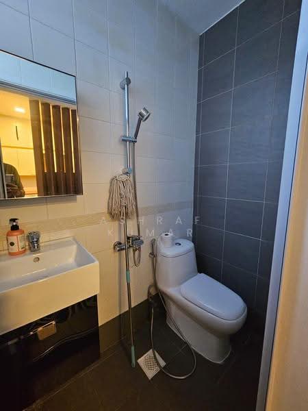 Hertford Mansion, 18 - 20B Hertford Road, Farrer Park / Serangoon Rd, 3 Bedrooms, 1,259 sqft, Apartment For Sale, by Ashraf Kumar, 500272317 - Bathroom - PropertyGuru.com.sg