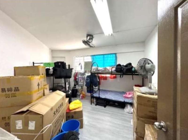 106 Hougang Avenue 1, Hougang / Punggol / Sengkang, 1,023 sqft, Office For Rent, by Eric Lee, 500272321 - Bedroom - CommercialGuru.com.sg
