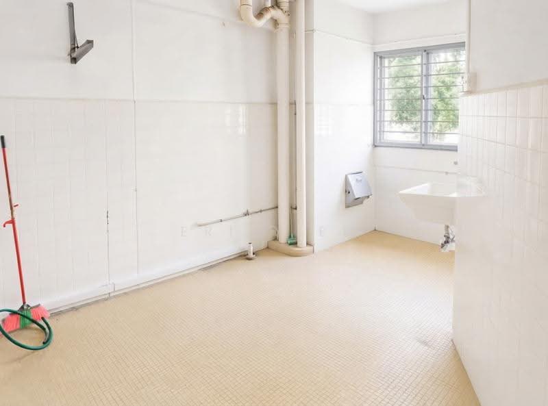 106 Hougang Avenue 1, Hougang / Punggol / Sengkang, 1,023 sqft, Office For Rent, by Eric Lee, 500272321 - Interior - CommercialGuru.com.sg
