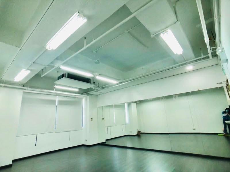 WIS @ Changi, 116 116, Eunos / Geylang / Paya Lebar, 484 sqft, Office For Sale, by Laven Loo 吕欣颐, 500272343 - CommercialGuru.com.sg