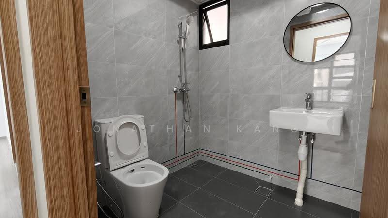 448B Punggol Way, 448B Punggol Way, Hougang / Punggol / Sengkang, 2 Bedrooms, 1,194 sqft, HDB Flat For Rent, by Jonathan Kang, 500272344 - Bathroom - PropertyGuru.com.sg