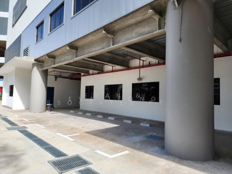 Pioneer Road vicinity, Boon Lay / Jurong / Tuas, 14,000 sqft, Factory / Workshop (B2) For Rent, by Eva Leong, 500272351 - Exterior - CommercialGuru.com.sg