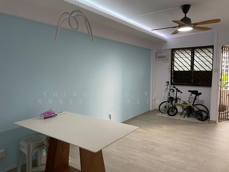 329 Clementi Avenue 2, 329 Clementi Avenue 2, Buona Vista / West Coast / Clementi New Town, 2 Bedrooms, 721 sqft, HDB Flat For Sale, by Thiah Hao Ting Russell Baligod, 500272356 - Living Room - PropertyGuru.com.sg