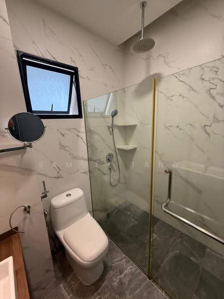 Nineteen Shelford, 19 Shelford Road, Newton / Novena, 2 Bedrooms, 850 sqft, Condominium For Rent, by Samuel Tang, 500272359 - Bathroom - PropertyGuru.com.sg
