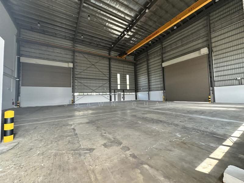 25 Loyang Crescent - Terrace Factory, 25 Loyang Crescent, Changi Airport / Changi Village, 9,300 sqft, Factory / Workshop (B2) For Rent, by Shawn Guan, 500272367 - Interior - CommercialGuru.com.sg