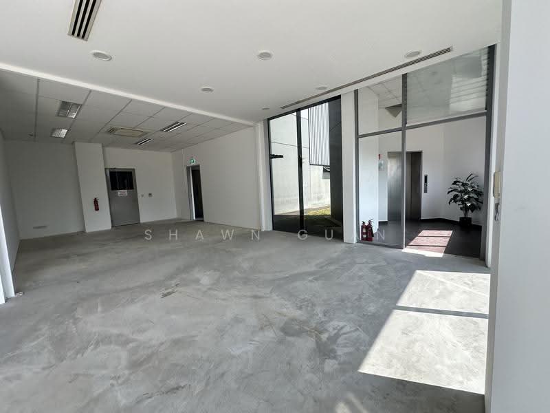 25 Loyang Crescent - Terrace Factory, 25 Loyang Crescent, Changi Airport / Changi Village, 9,300 sqft, Factory / Workshop (B2) For Rent, by Shawn Guan, 500272367 - Interior - CommercialGuru.com.sg
