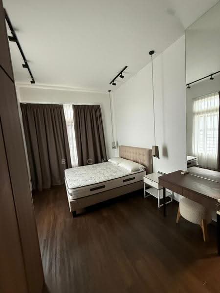Nineteen Shelford, 19 Shelford Road, Newton / Novena, 2 Bedrooms, 850 sqft, Condominium For Rent, by Becky Li, 500272373 - Bedroom - PropertyGuru.com.sg