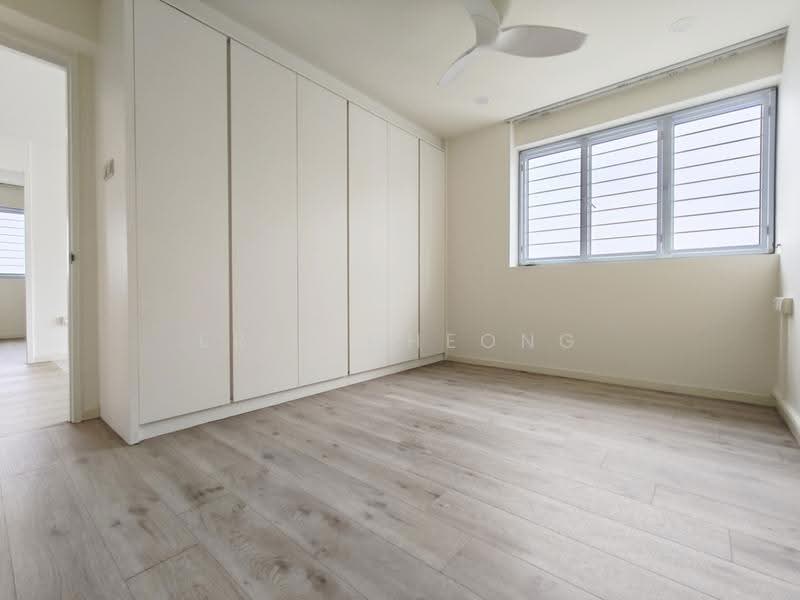 20 Bedok South Road, 20 Bedok South Road, Bedok / Upper East Coast, 3 Bedrooms, 1,237 sqft, HDB Flat For Rent, by Eric Cheong, 500272378 - Master Bedroom - PropertyGuru.com.sg