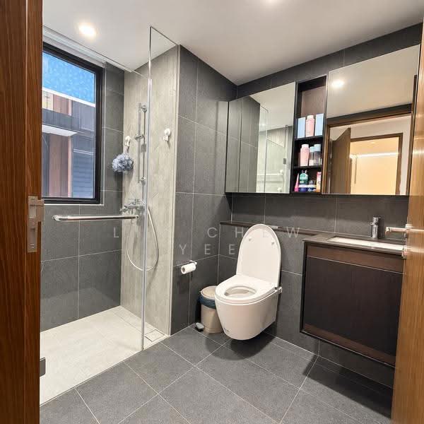 View at Kismis, 15 Lorong Kismis, Clementi Park / Upper Bukit Timah, 3 Bedrooms, 700 sqft, Condominium For Sale, by Lim Chew Yee, 500272383 - Bathroom - PropertyGuru.com.sg