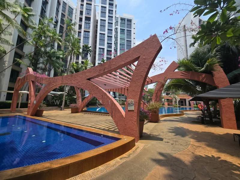 East Meadows, 30 Tanah Merah Kechil Road, Bedok / Upper East Coast, Room Rental, 120 sqft, Condominium For Rent, by Wee Ming Hao, 500272399 - Exterior - PropertyGuru.com.sg