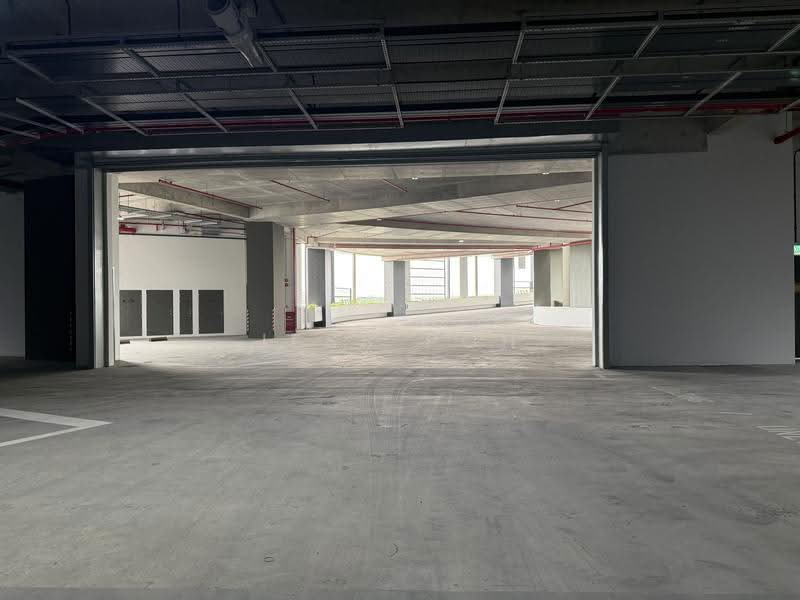 Tampines Connection, 2 Tampines North Drive 4, Pasir Ris / Tampines, 2,002 sqft, Factory / Workshop (B2) For Rent, by Jess Poh, 500272411 - Car Park - CommercialGuru.com.sg