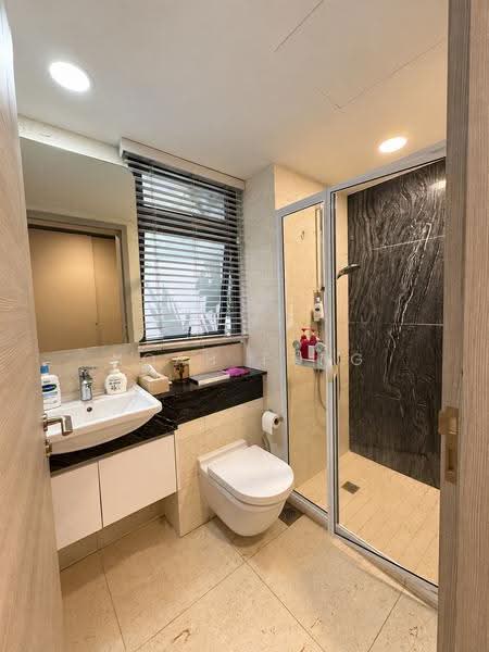Sophia Hills, 11 Mount Sophia, Orchard / River Valley, 3 Bedrooms, 1,023 sqft, Condominium For Sale, by Noah Tang, 500272420 - Bathroom - PropertyGuru.com.sg