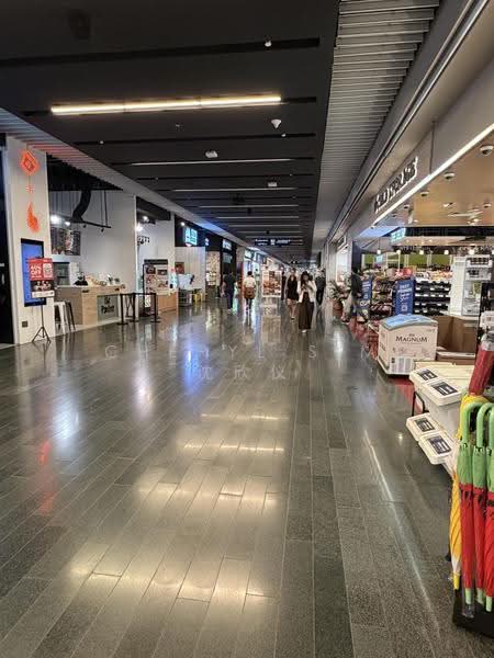 The Heart @ Marina One, 5 Straits View, Boat Quay / Raffles Place / Marina, 280 sqft, Food & Beverage For Rent, by Cheryl Sim 沈欣仪, 500272426 - Corridor - CommercialGuru.com.sg