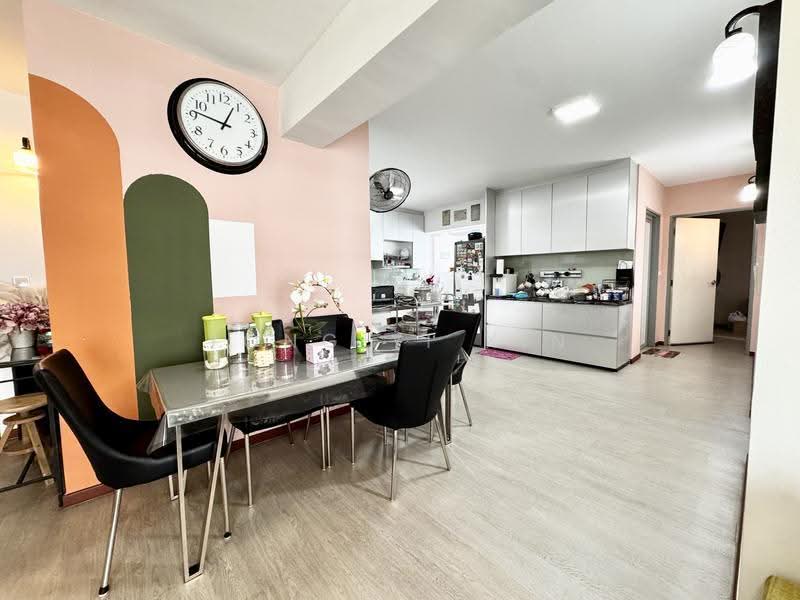 513B Yishun Street 51, 513B Yishun Street 51, Sembawang / Yishun, 4 Bedrooms, 1,292 sqft, HDB Flat For Sale, by Yong Yi Xin, 500272458 - Dining Room - PropertyGuru.com.sg