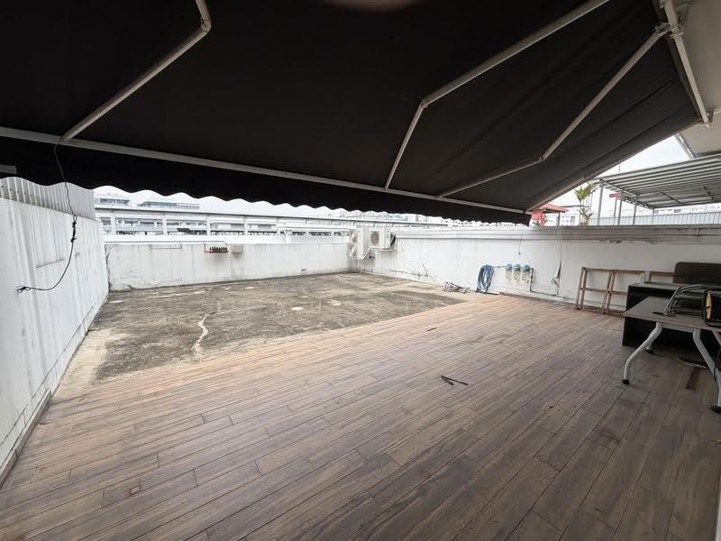 First Centre, 50 Serangoon North Avenue 4, Hougang / Punggol / Sengkang, 1,561 sqft, Light Industrial (B1) For Sale, by Lexus Teo, 500272463 - CommercialGuru.com.sg