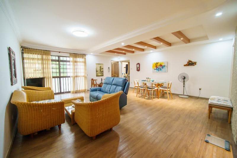 319B Anchorvale Drive, 319B Anchorvale Drive, Hougang / Punggol / Sengkang, 3 Bedrooms, 1,184 sqft, HDB Flat For Sale, by Kenneth Chua, 500272468 - Living Room - PropertyGuru.com.sg