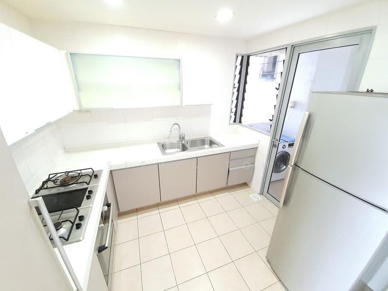 De Royale, 31 Jalan Rama Rama, Balestier / Toa Payoh, 3 Bedrooms, 1,281 sqft, Condominium For Rent, by Steven Toh, 500272470 - Kitchen - PropertyGuru.com.sg