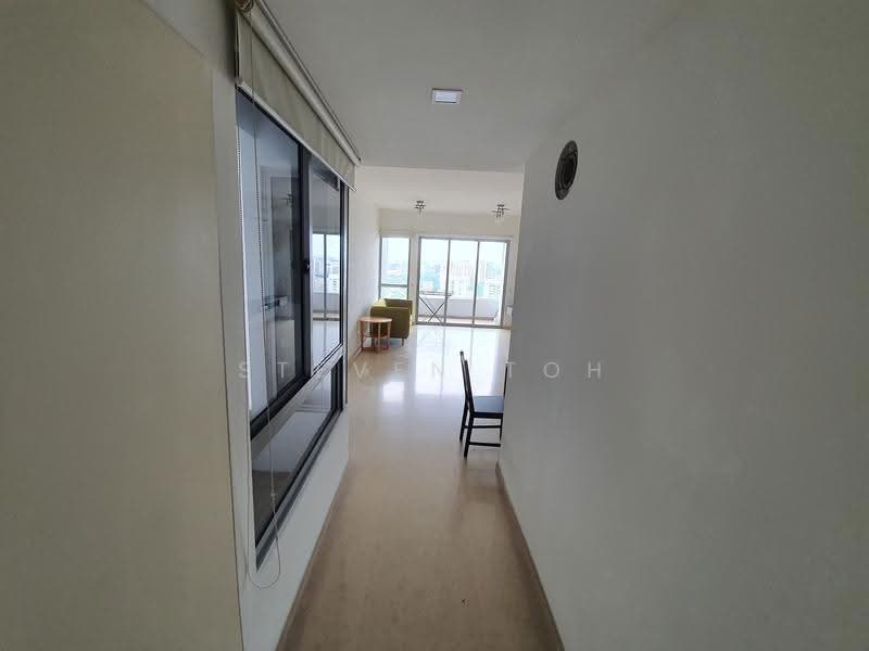 De Royale, 31 Jalan Rama Rama, Balestier / Toa Payoh, 3 Bedrooms, 1,281 sqft, Condominium For Rent, by Steven Toh, 500272470 - Corridor - PropertyGuru.com.sg