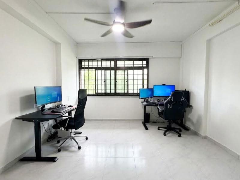 501 Woodlands Drive 14, 501 Woodlands Drive 14, Admiralty / Woodlands, 3 Bedrooms, 1,087 sqft, HDB Flat For Sale, by Siti Nurainina Binte Saaet (Nina Saaet), 500272478 - Common Bedroom 2 - PropertyGuru.com.sg