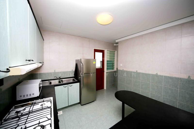 Estella Gardens, 23 Flora Road, Changi Airport / Changi Village, 1 Bedroom, 657 sqft, Condominium For Rent, by Tommy Yuan, 500272489 - Kitchen - PropertyGuru.com.sg