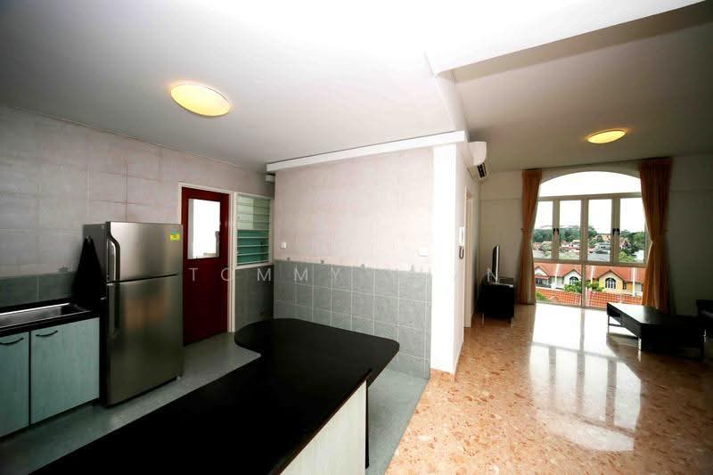 Estella Gardens, 23 Flora Road, Changi Airport / Changi Village, 1 Bedroom, 657 sqft, Condominium For Rent, by Tommy Yuan, 500272489 - Kitchen - PropertyGuru.com.sg