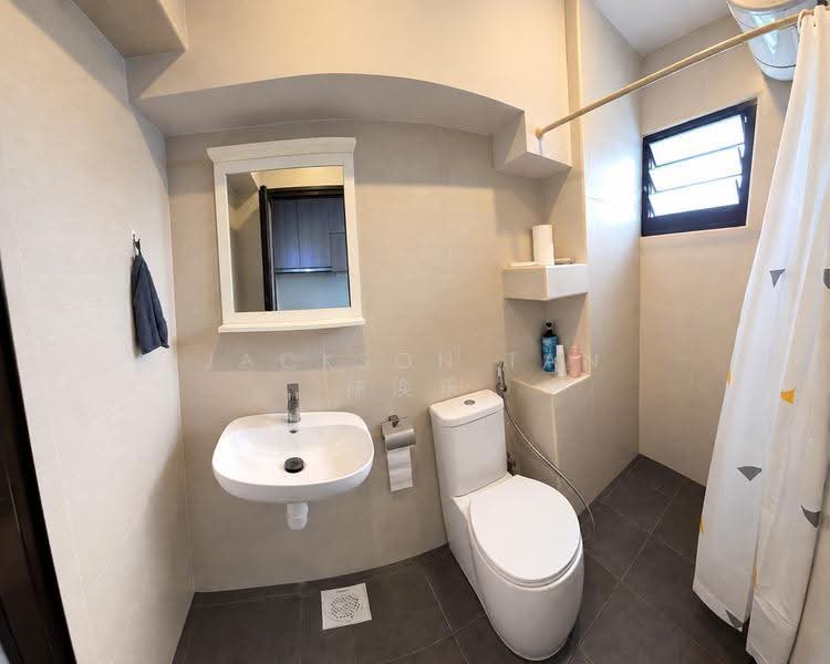 68 Redhill Close, 68 Redhill Close, Alexandra / Commonwealth, 3 Bedrooms, 915 sqft, HDB Flat For Sale, by Jackson Tan 陈涣乐, 500272491 - Bathroom - PropertyGuru.com.sg