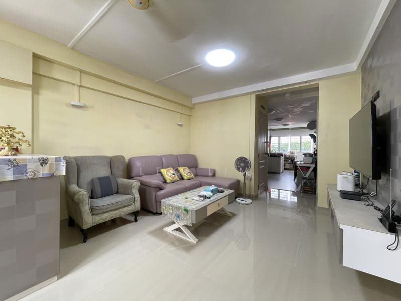 123 Hougang Avenue 1, 123 Hougang Avenue 1, Hougang / Punggol / Sengkang, 3 Bedrooms, 979 sqft, HDB Flat For Sale, by Leo Lim, 500272500 - Living Room - PropertyGuru.com.sg