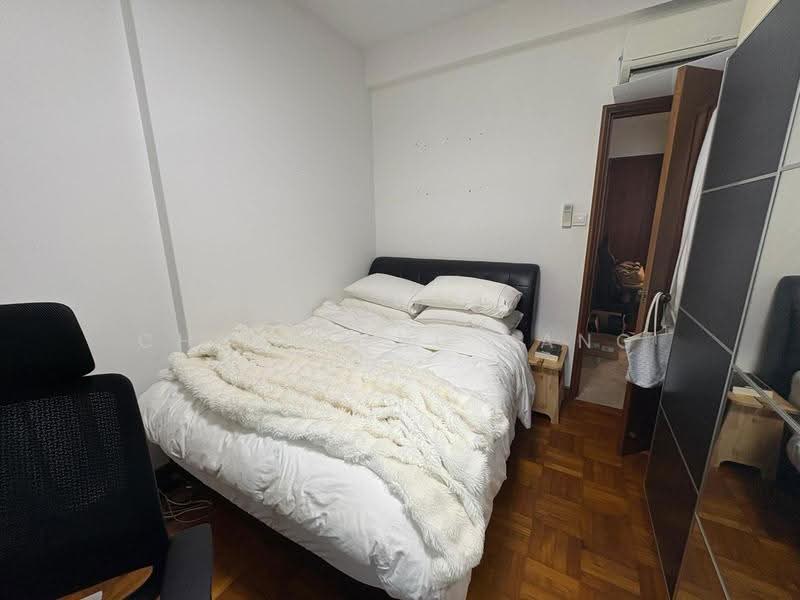 Spring Grove, 53 Grange Road, Tanglin / Holland / Bukit Timah, 2 Bedrooms, 1,012 sqft, Condominium For Sale, by Chua Yong Kang, 500272509 - Bedroom - PropertyGuru.com.sg