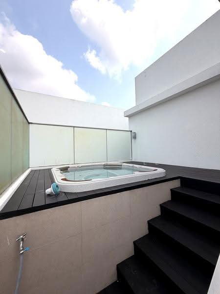 Kovan Residences, Kovan Road, Hougang / Punggol / Sengkang, 4 Bedrooms, 3,283 sqft, Condominium For Rent, by Juliana Lee, 500272525 - Exterior - PropertyGuru.com.sg