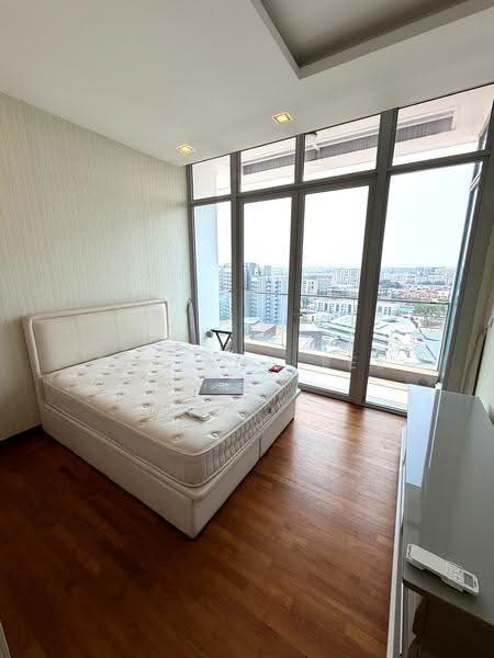 Kovan Residences, Kovan Road, Hougang / Punggol / Sengkang, 4 Bedrooms, 3,283 sqft, Condominium For Rent, by Juliana Lee, 500272525 - Bedroom - PropertyGuru.com.sg