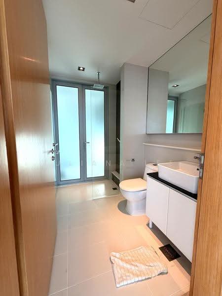Kovan Residences, Kovan Road, Hougang / Punggol / Sengkang, 4 Bedrooms, 3,283 sqft, Condominium For Rent, by Juliana Lee, 500272525 - Bathroom - PropertyGuru.com.sg